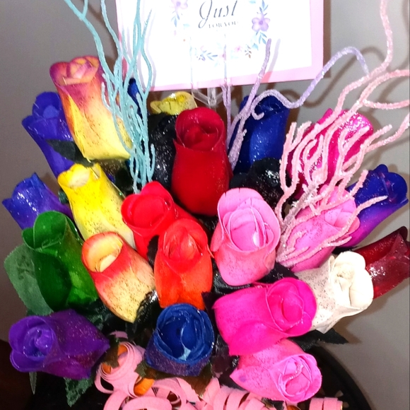 Meet your Posher, Christa - Picture 4 of 9